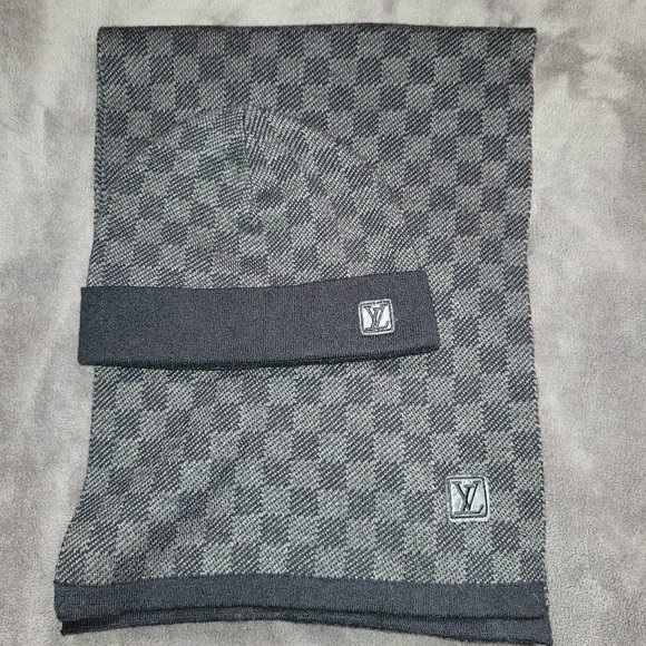 Louis Vuitton Brown/Black Petit Damier Wool Beanie Louis Vuitton | The  Luxury Closet